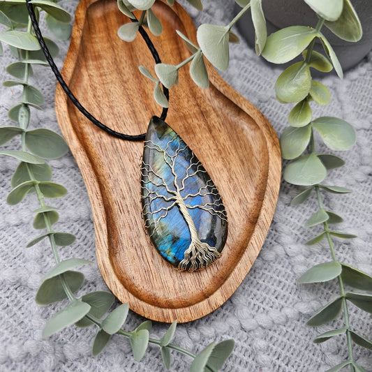 Labradorit Lebensbaum Anhänger | Schmuckdraht | Edelstein Halskette