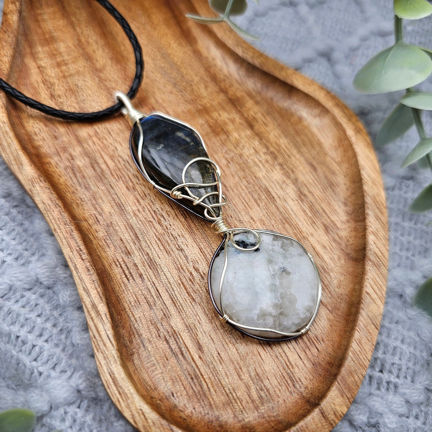 Labradorite & Rainbow Moonstone Pendant | Jewelry Wire | Gemstone Necklace