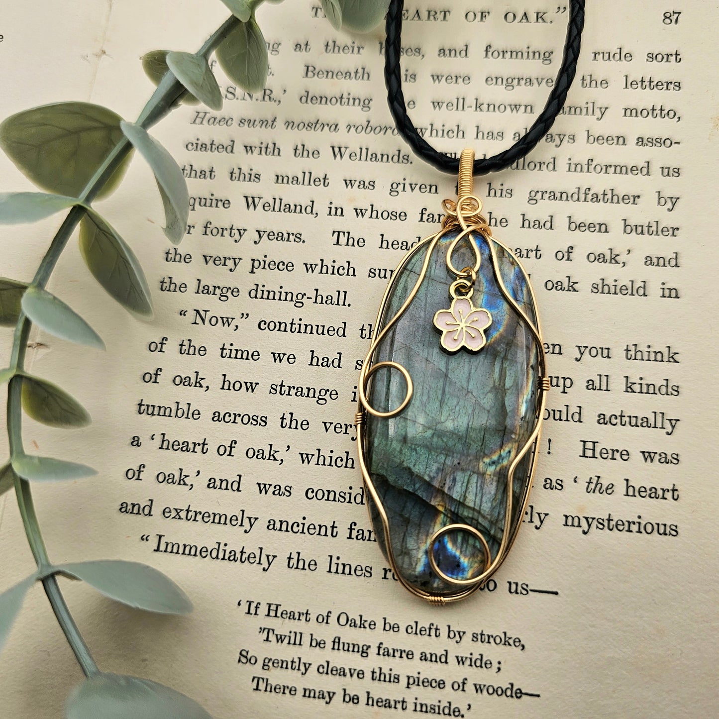 Labradorit & Sakura Anhänger | Schmuckdraht | Edelstein Halskette