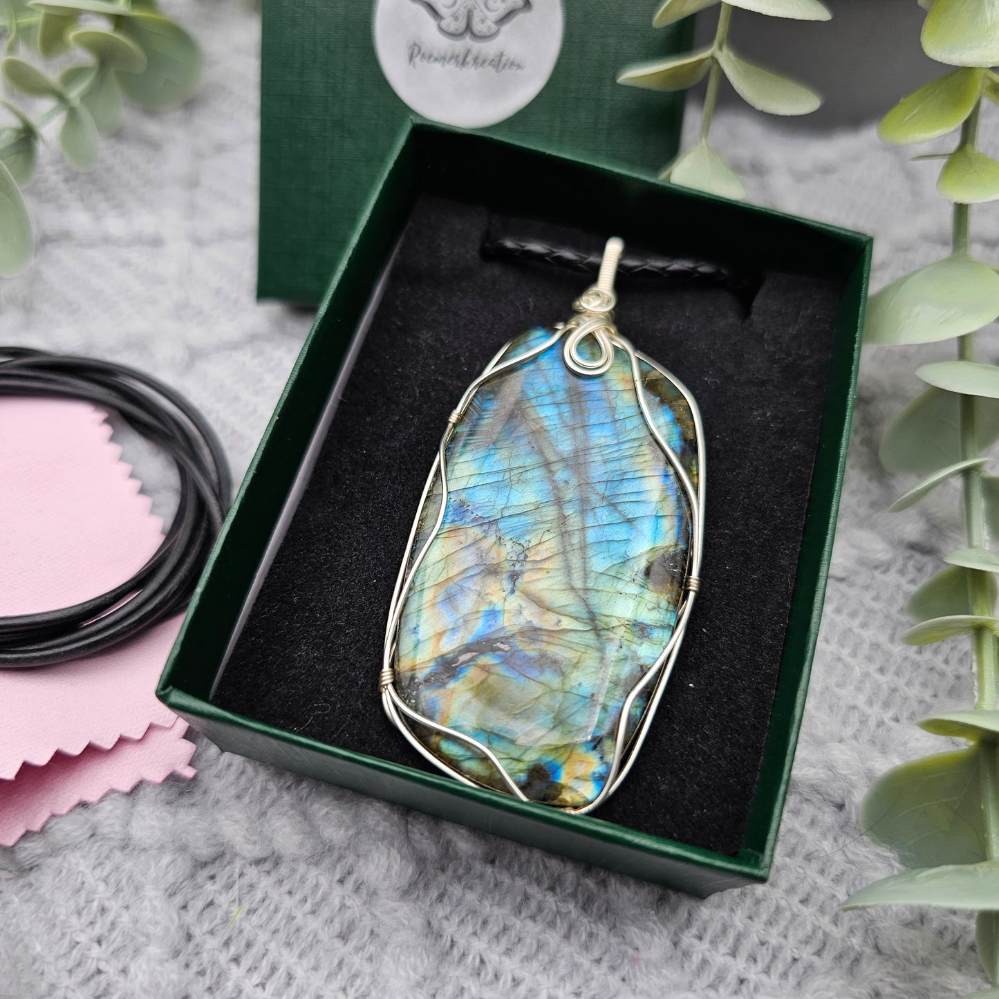 Labradorit Anhänger | Schmuckdraht | Edelstein Halskette