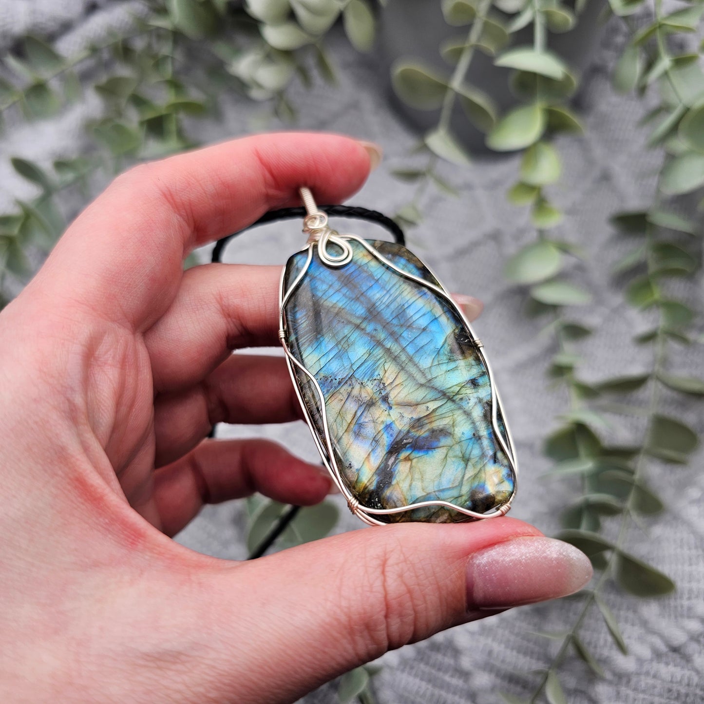 Labradorit Anhänger | Schmuckdraht | Edelstein Halskette