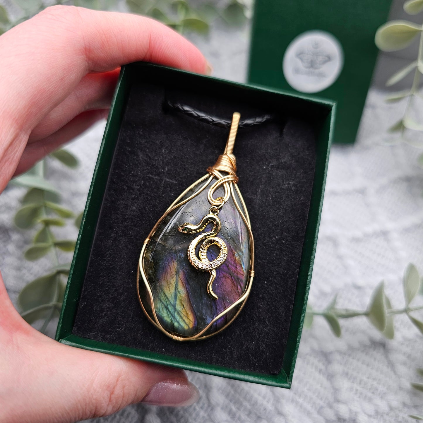 Labradorit & Schlange Anhänger | Schmuckdraht | Edelstein Halskette