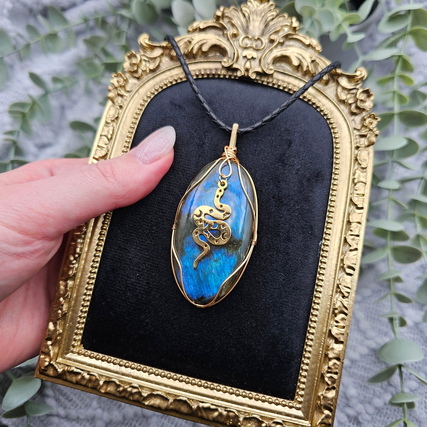 Labradorit & Schlange Anhänger | Schmuckdraht | Edelstein Halskette