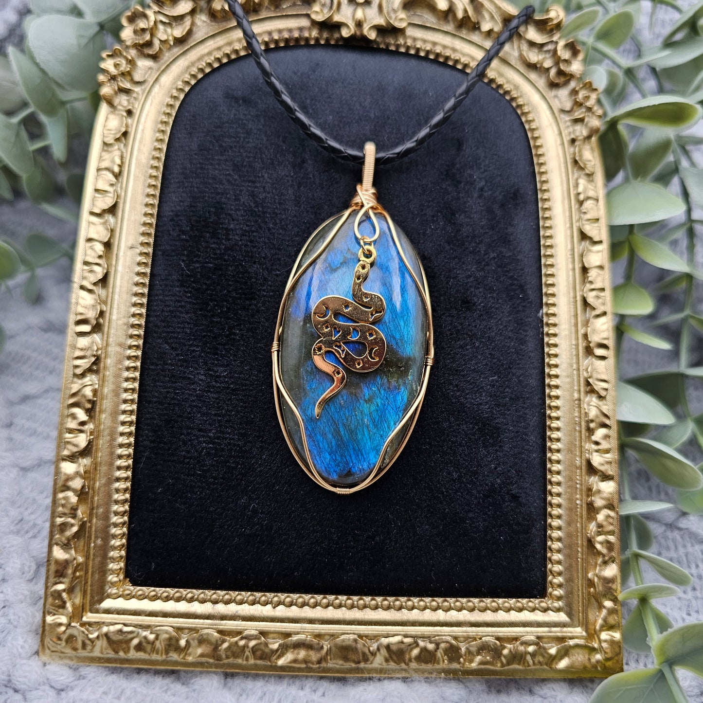Labradorite & Snake Pendant | Jewelry Wire | Gemstone Necklace