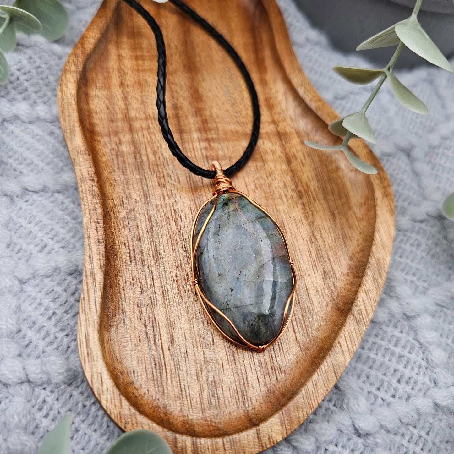 Labradorite Pendant | Jewelry Wire | Gemstone Necklace