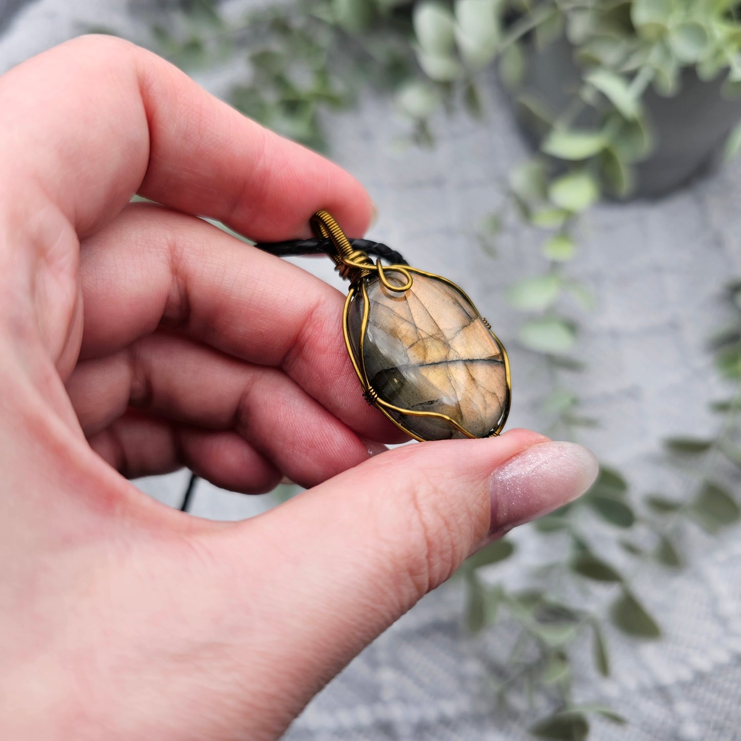 Labradorit Anhänger | Schmuckdraht | Edelstein Halskette