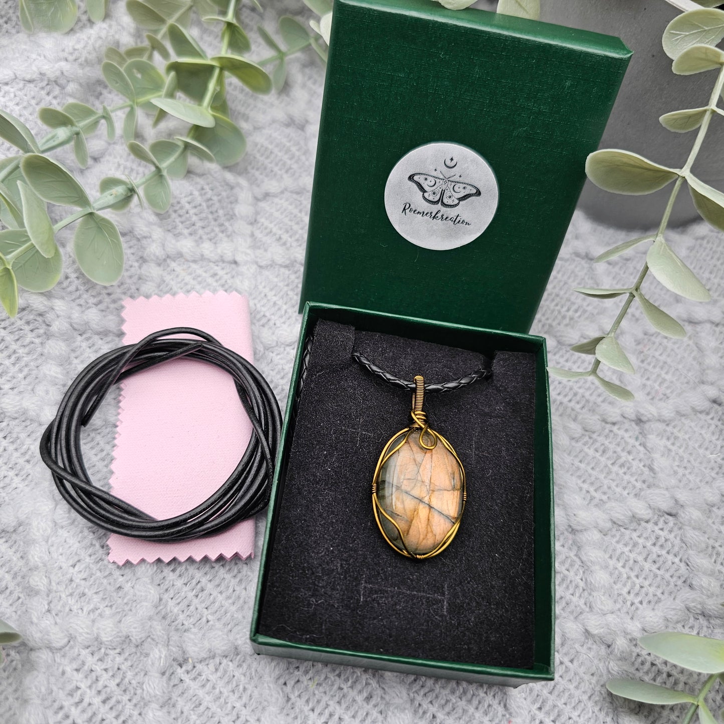 Labradorit Anhänger | Schmuckdraht | Edelstein Halskette