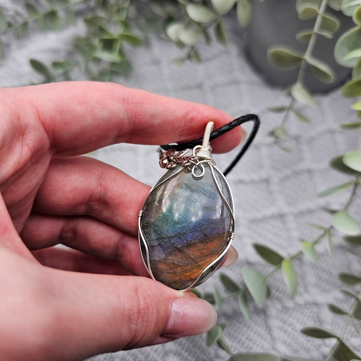 Labradorit & Fee Anhänger | Schmuckdraht | Edelstein Halskette