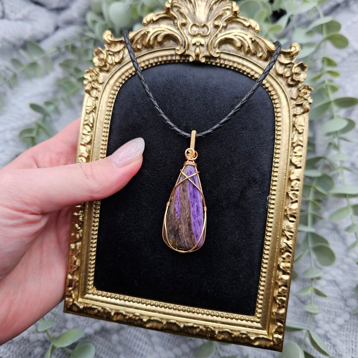 Charoit Anhänger | Schmuckdraht | Edelstein Halskette