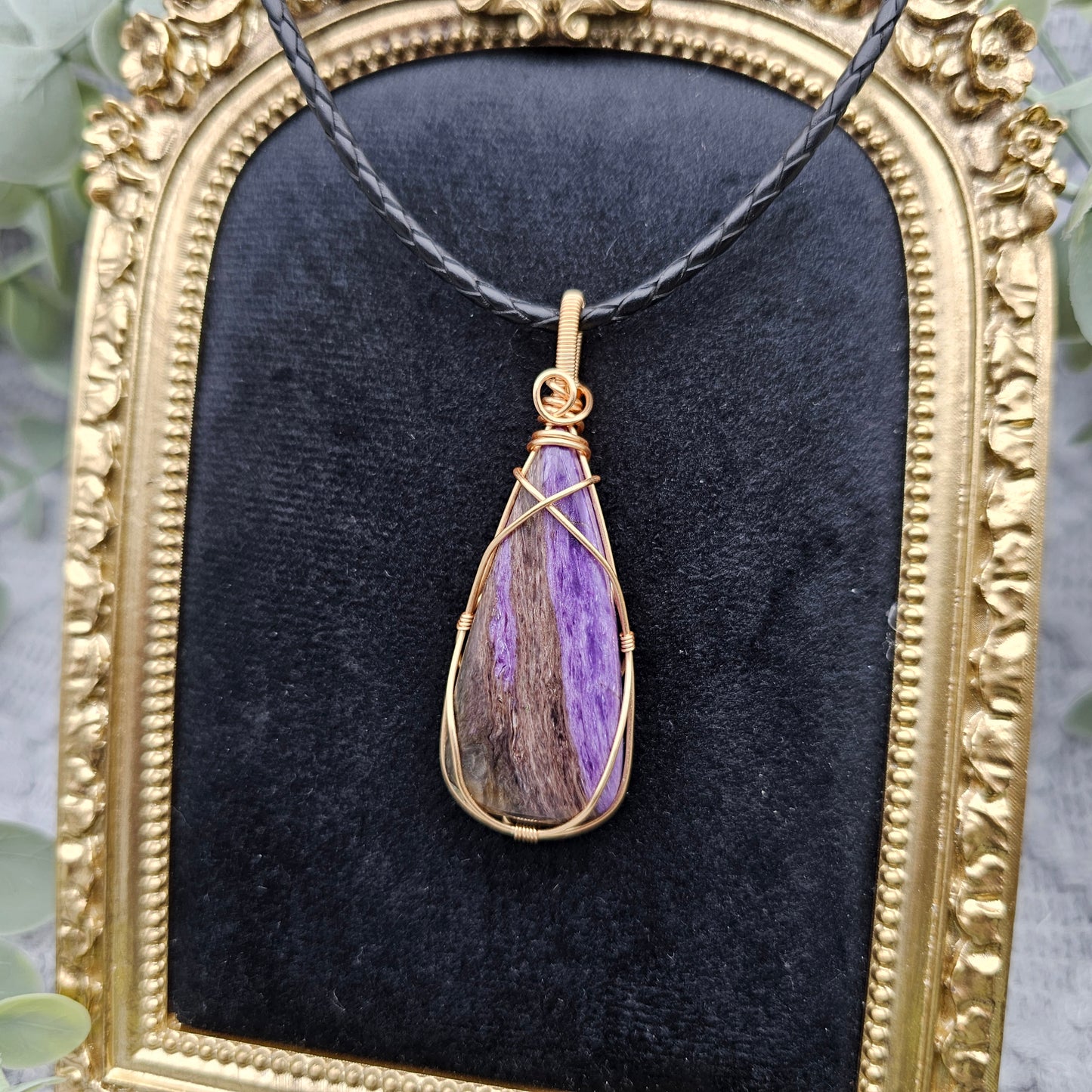 Charoit Anhänger | Schmuckdraht | Edelstein Halskette