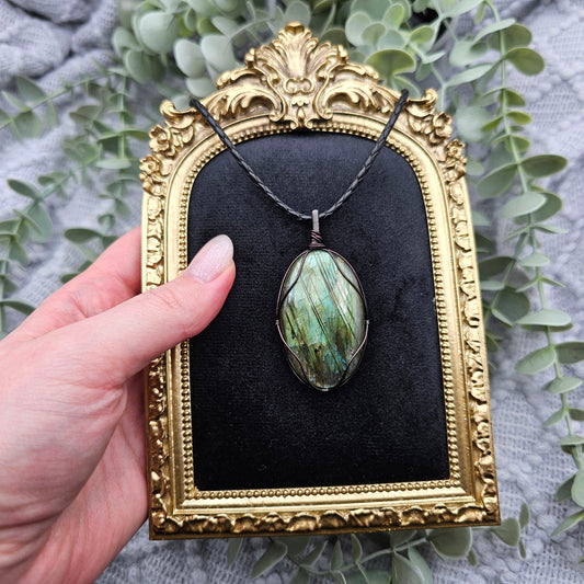 Labradorit Anhänger | Schmuckdraht | Edelstein Halskette