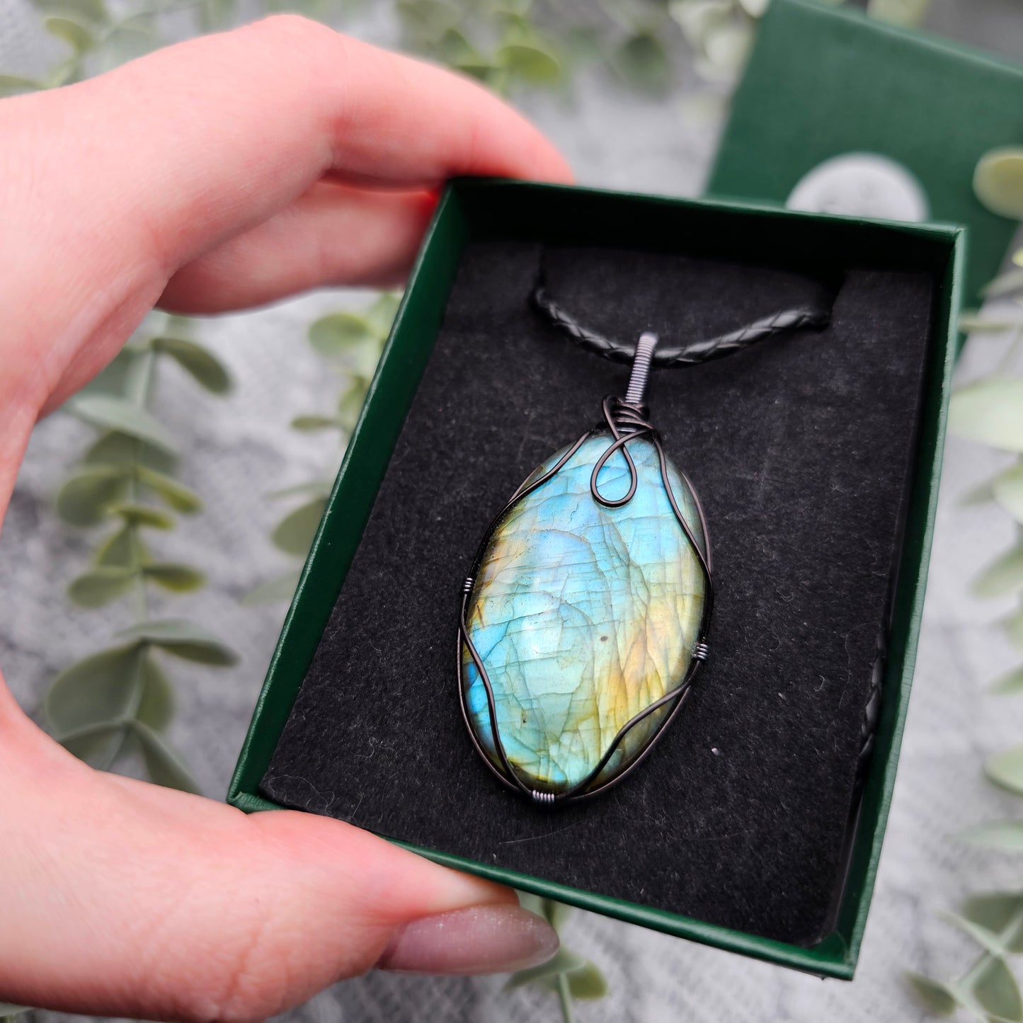 Labradorit Anhänger | Schmuckdraht | Edelstein Halskette