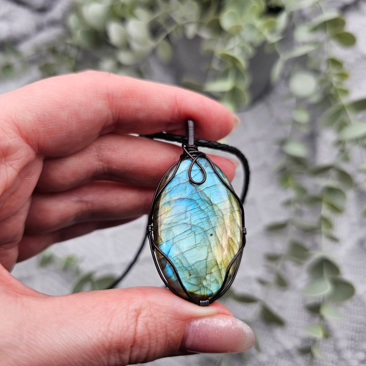 Labradorit Anhänger | Schmuckdraht | Edelstein Halskette