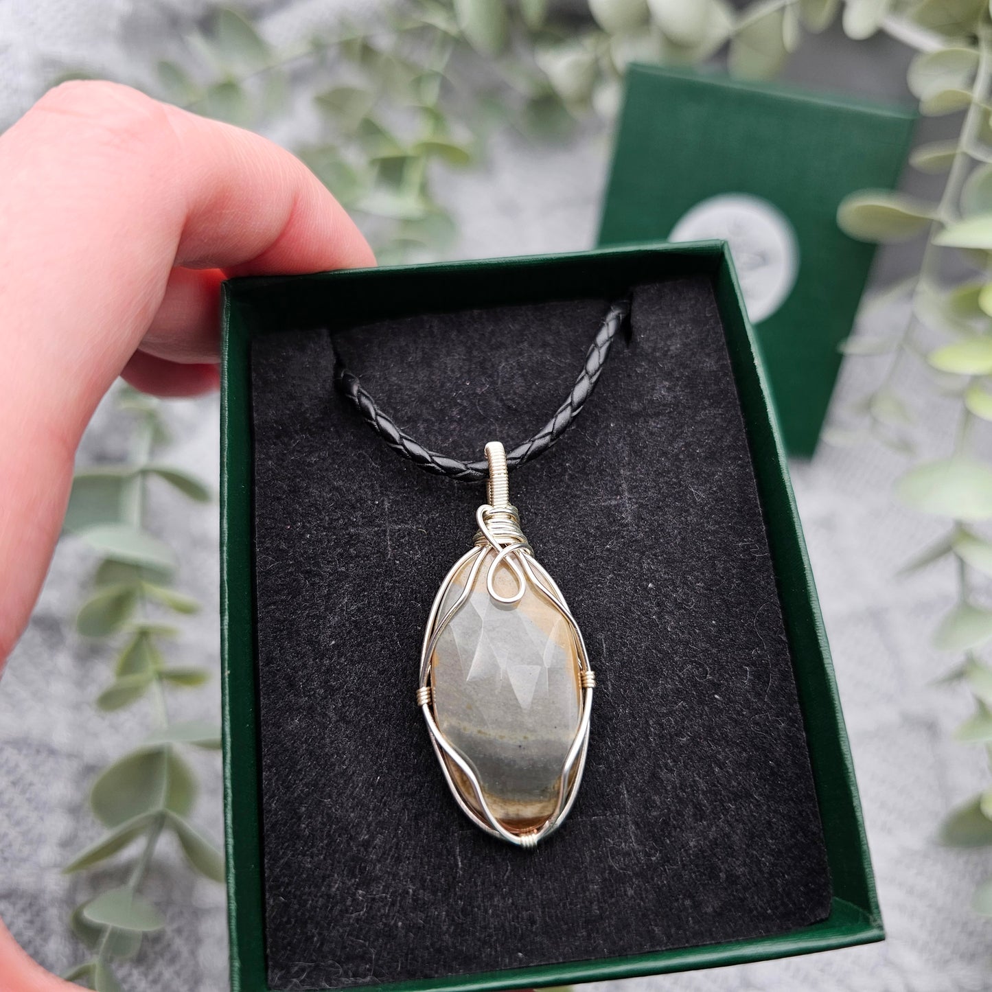 Jaspis Anhänger | Schmuckdraht | Edelstein Halskette