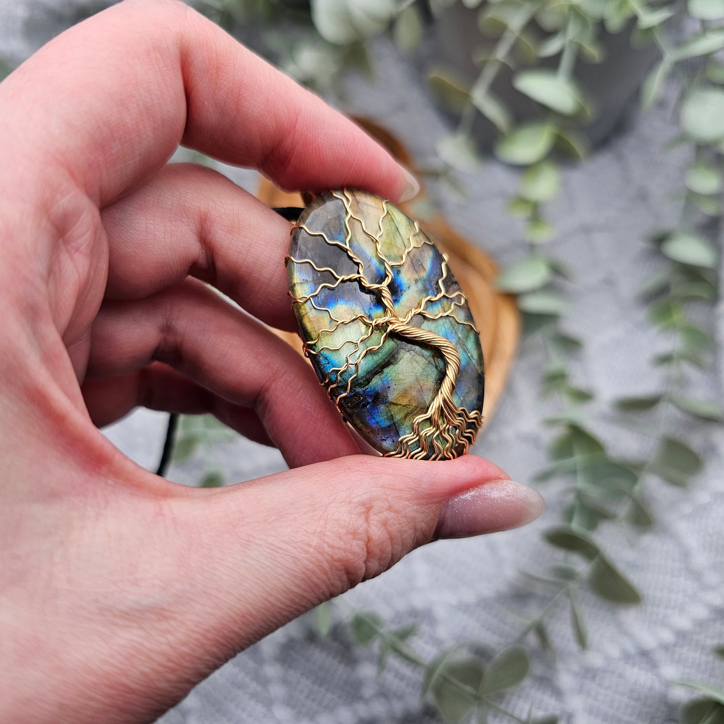 Labradorit Lebensbaum Anhänger | Schmuckdraht | Edelstein Halskette