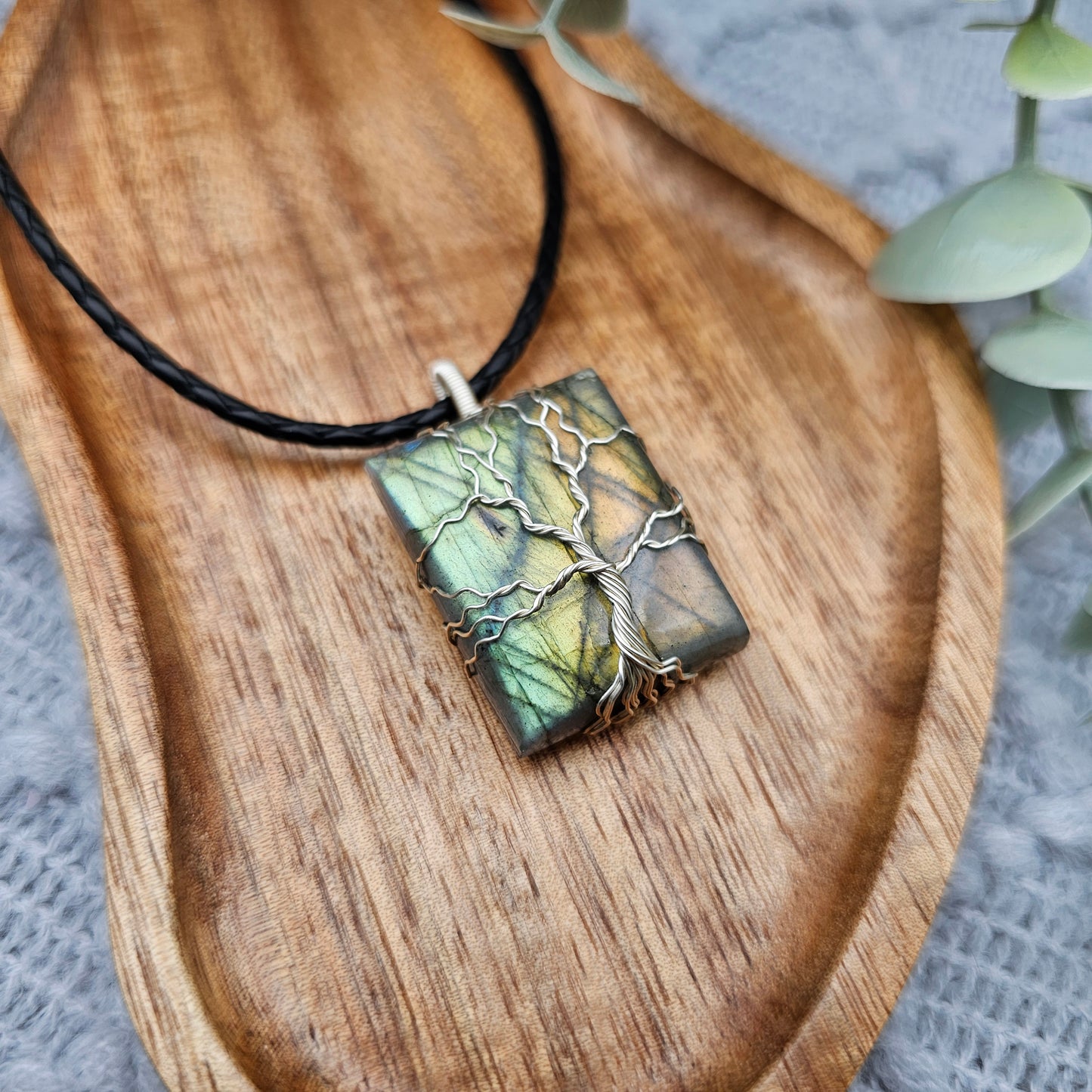 Labradorit Lebensbaum Anhänger | Schmuckdraht | Edelstein Halskette