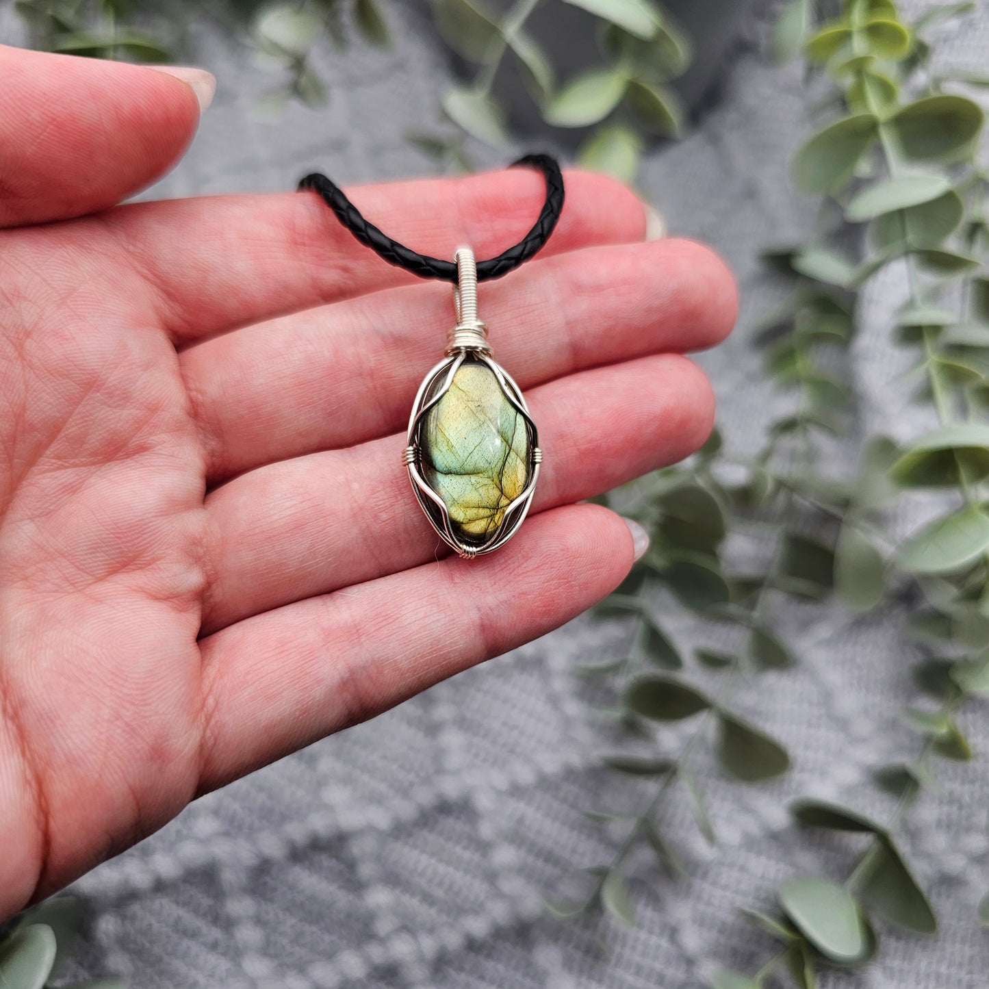Labradorit Anhänger | Schmuckdraht | Edelstein Halskette