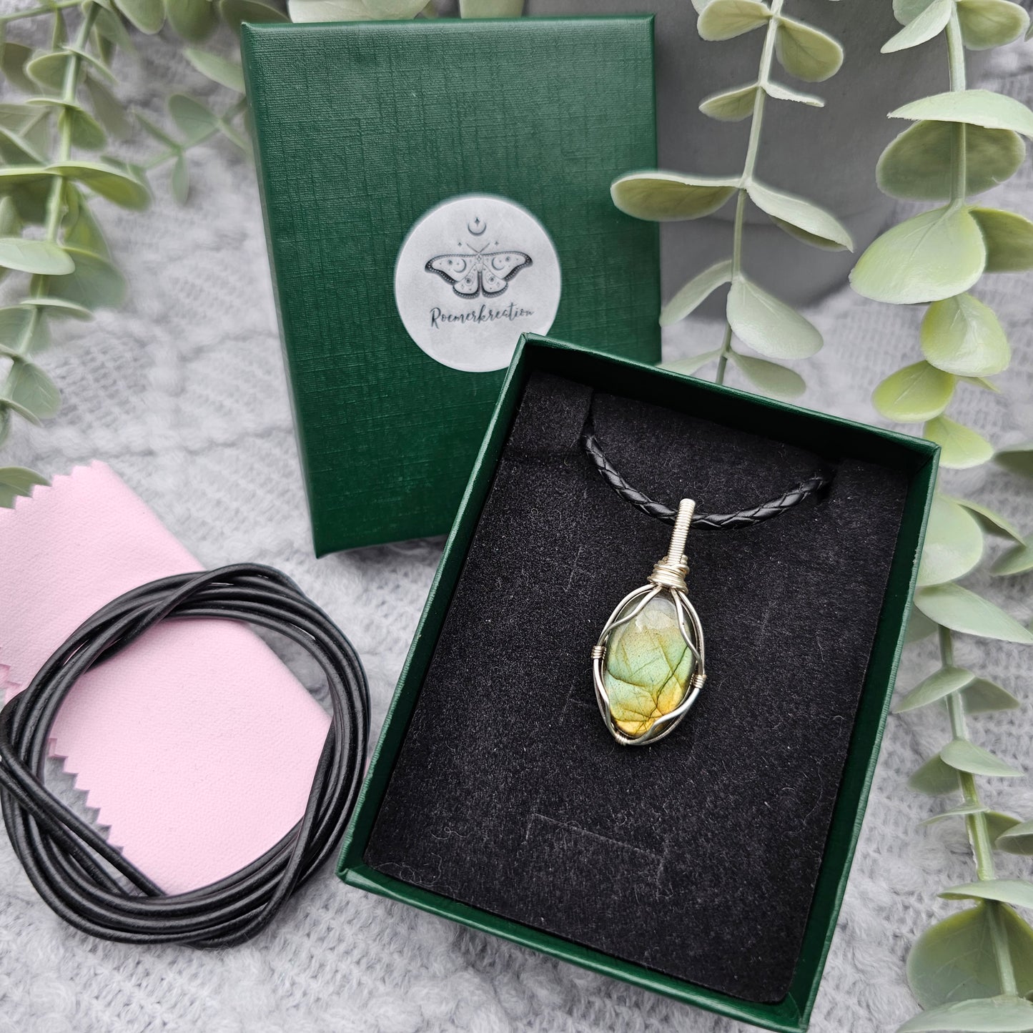 Labradorit Anhänger | Schmuckdraht | Edelstein Halskette