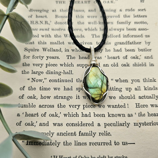 Labradorit Anhänger | Schmuckdraht | Edelstein Halskette