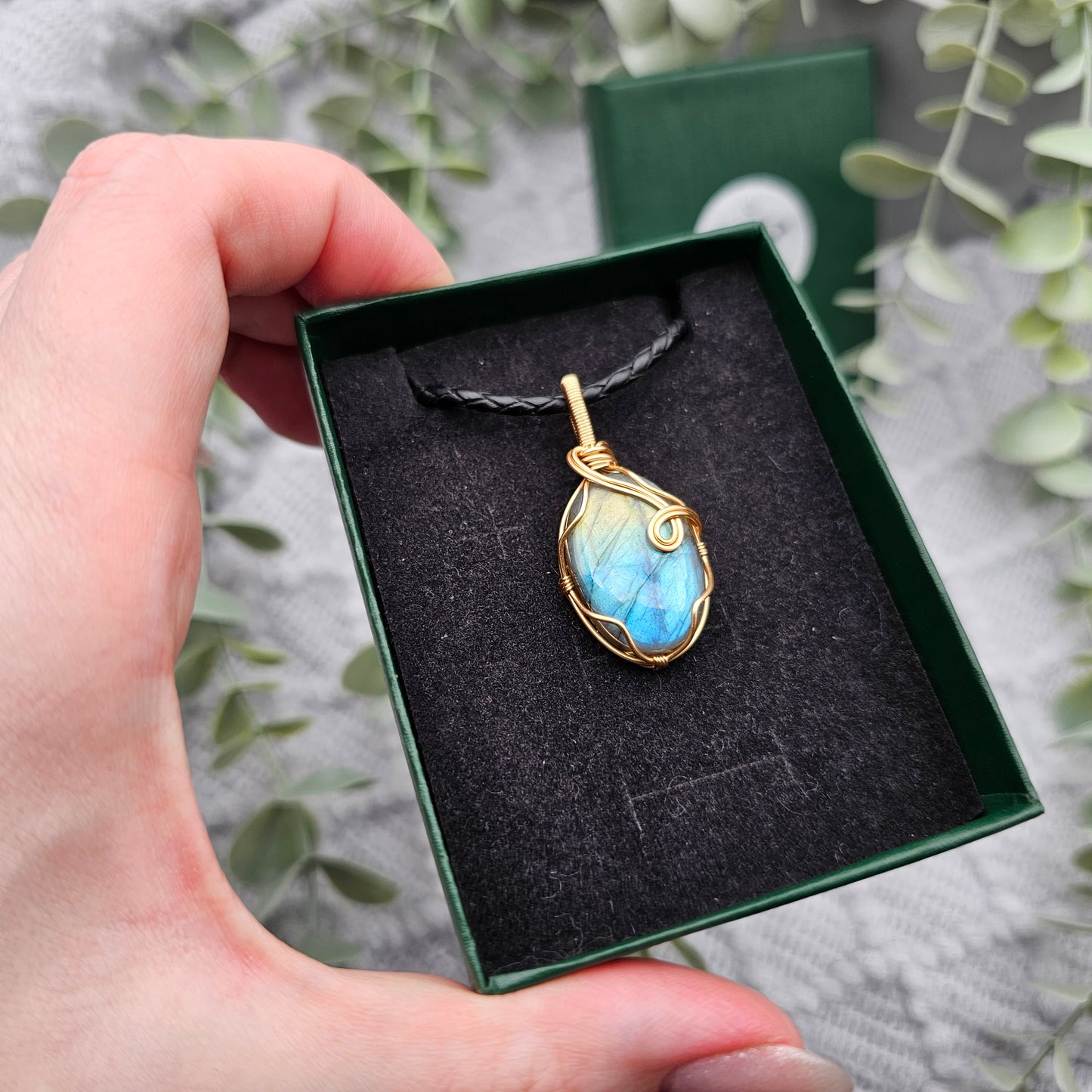 Labradorit Anhänger | Schmuckdraht | Edelstein Halskette