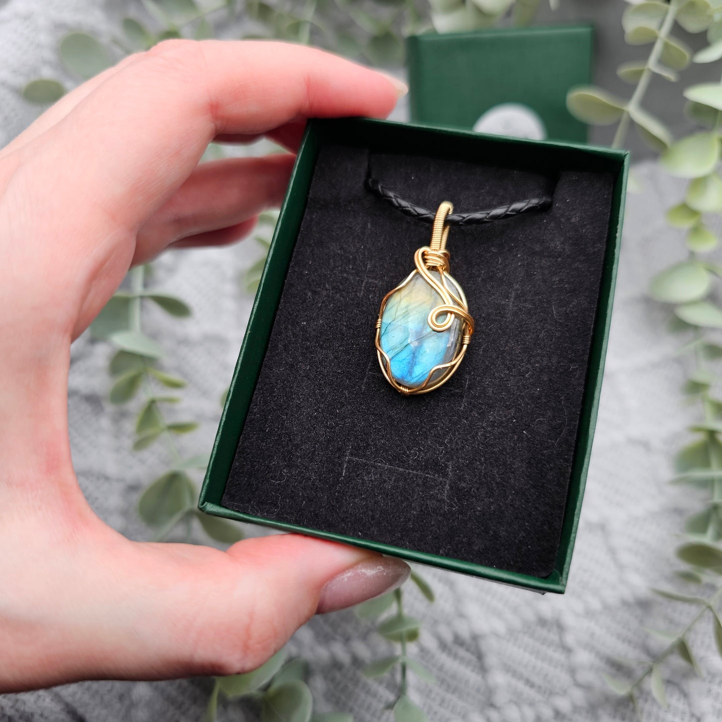 Labradorit Anhänger | Schmuckdraht | Edelstein Halskette