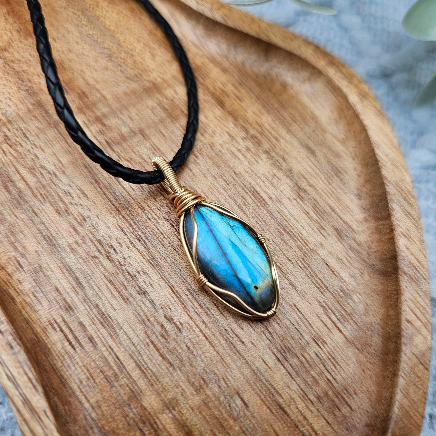 Labradorit Anhänger | Schmuckdraht | Edelstein Halskette