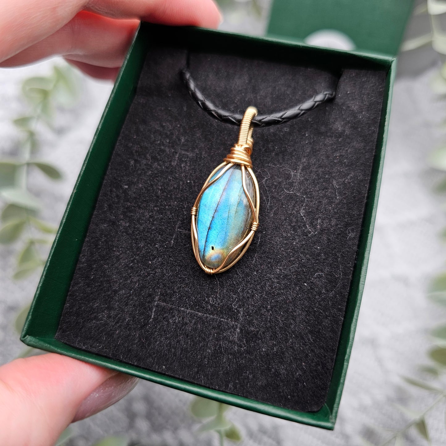 Labradorite Pendant | Jewelry Wire | Gemstone Necklace