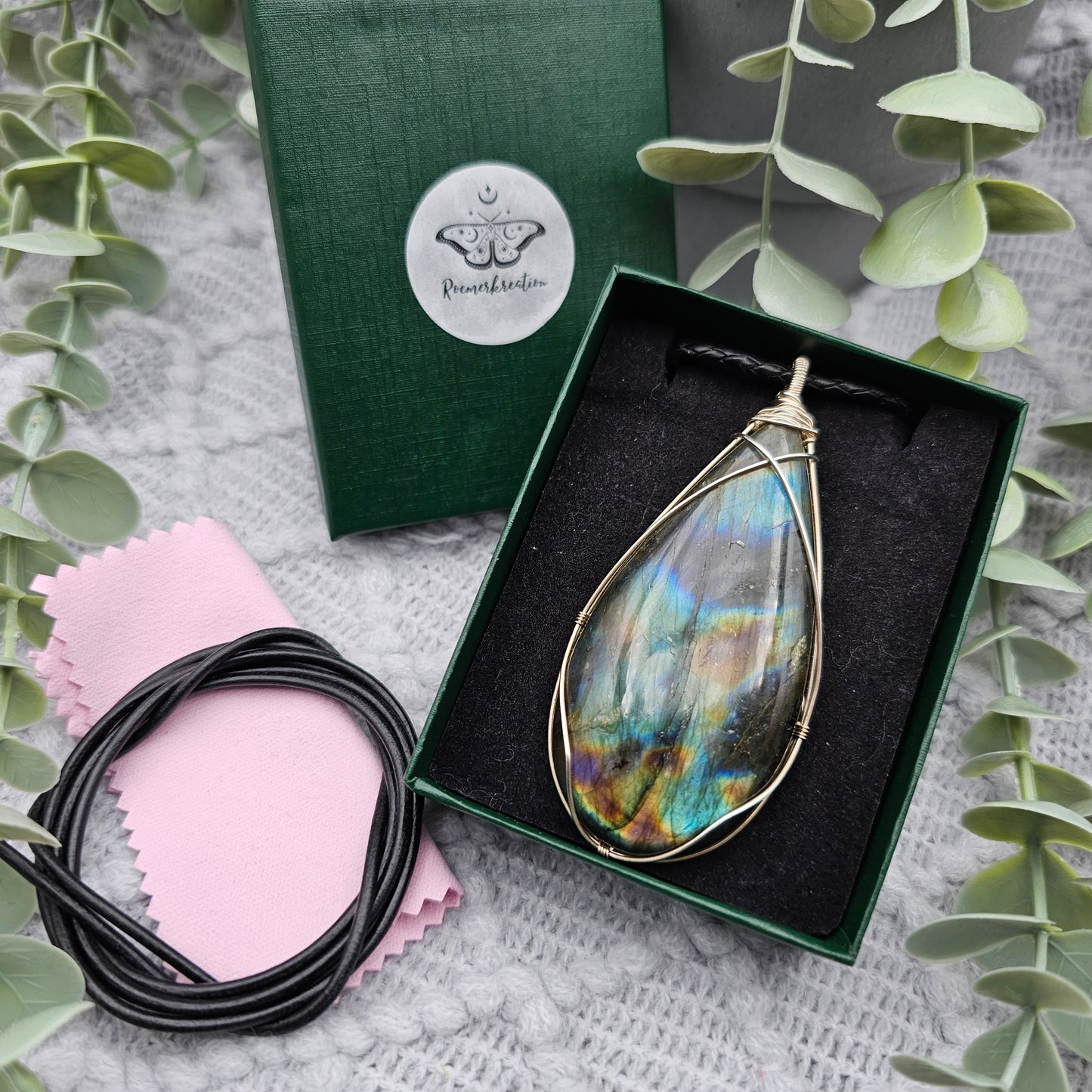 Labradorite Pendant | 925 Sterling Silver | Gemstone Necklace
