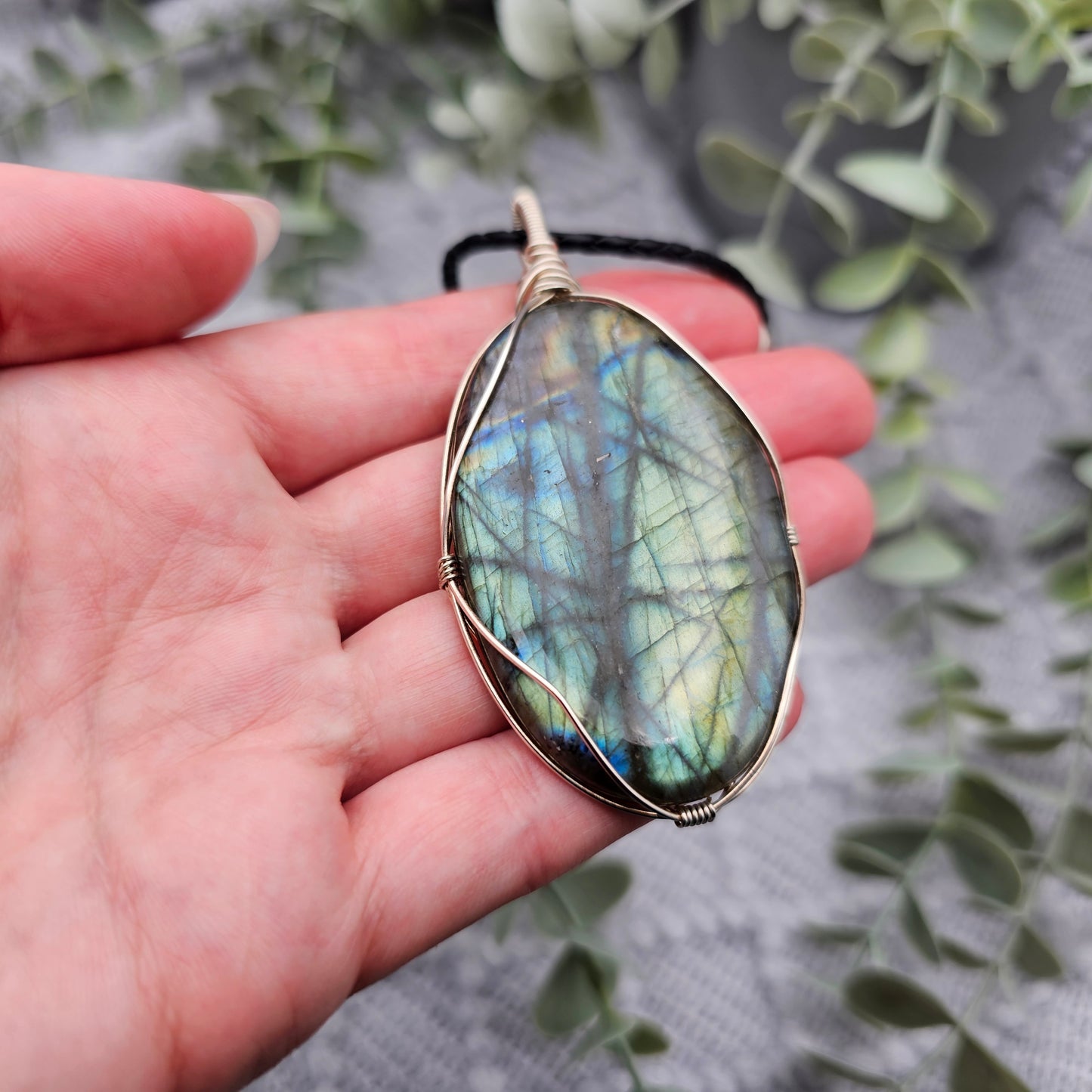 Labradorite Pendant | 925 Silver | Gemstone Necklace