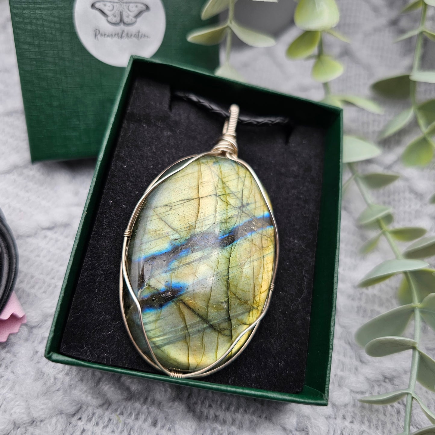 Labradorite Pendant | 925 Silver | Gemstone Necklace