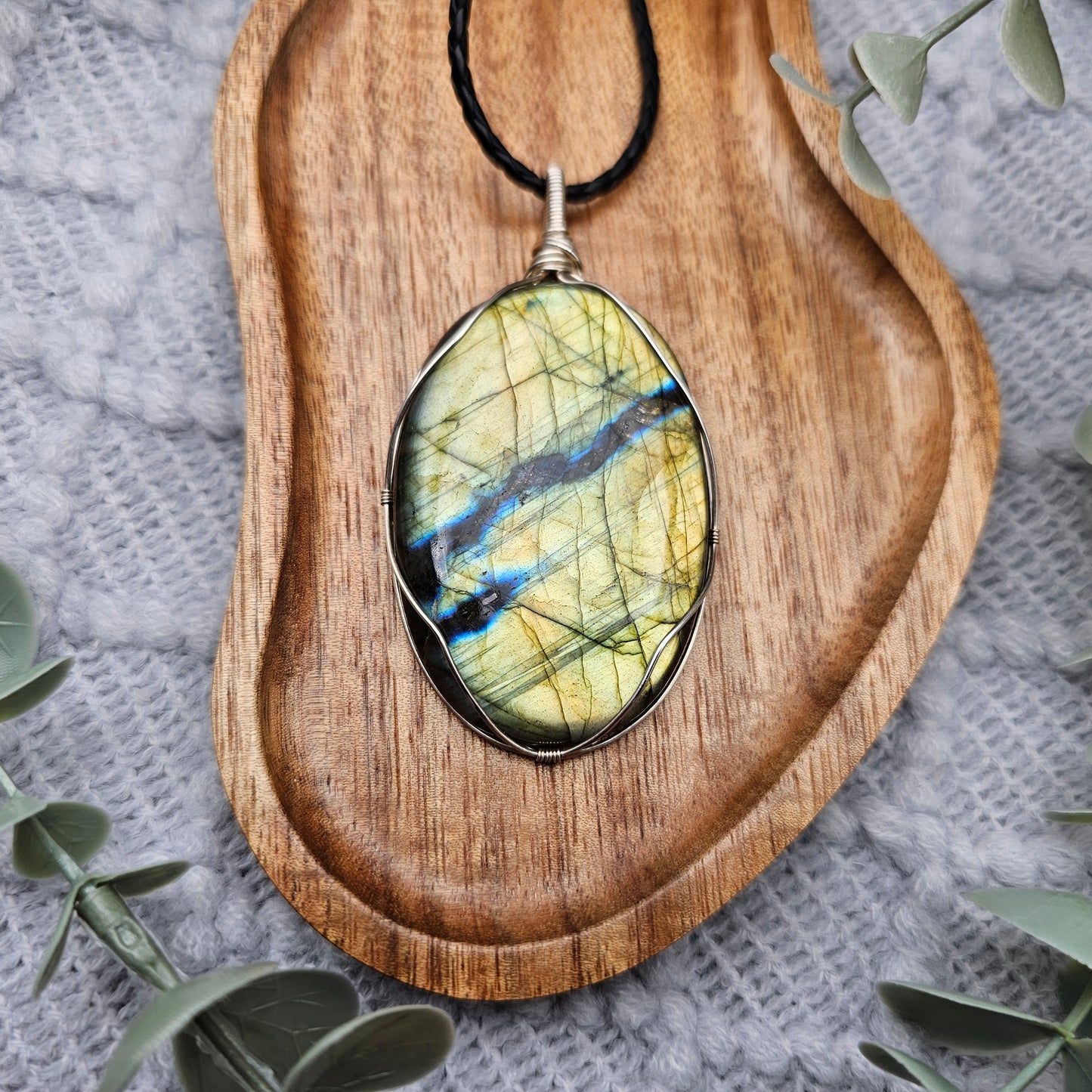 Labradorite Pendant | 925 Silver | Gemstone Necklace