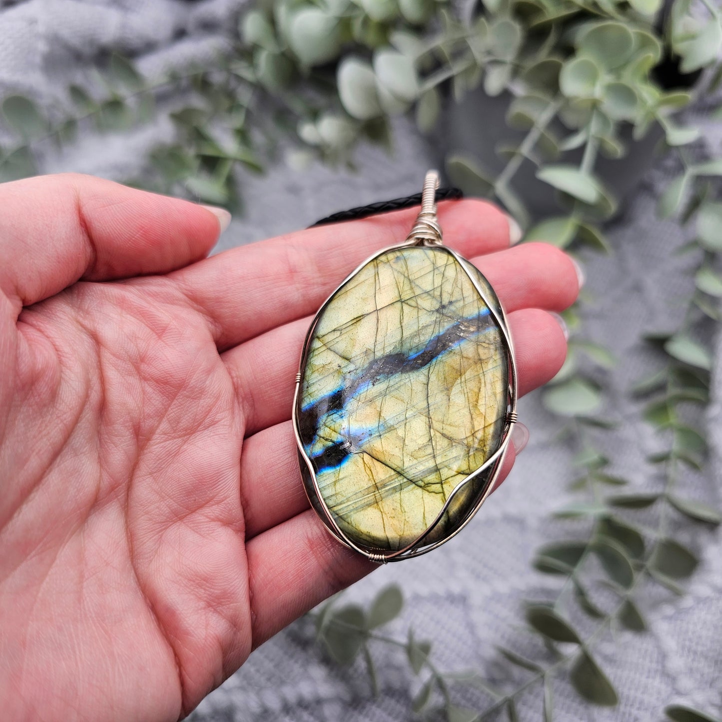 Labradorite Pendant | 925 Silver | Gemstone Necklace
