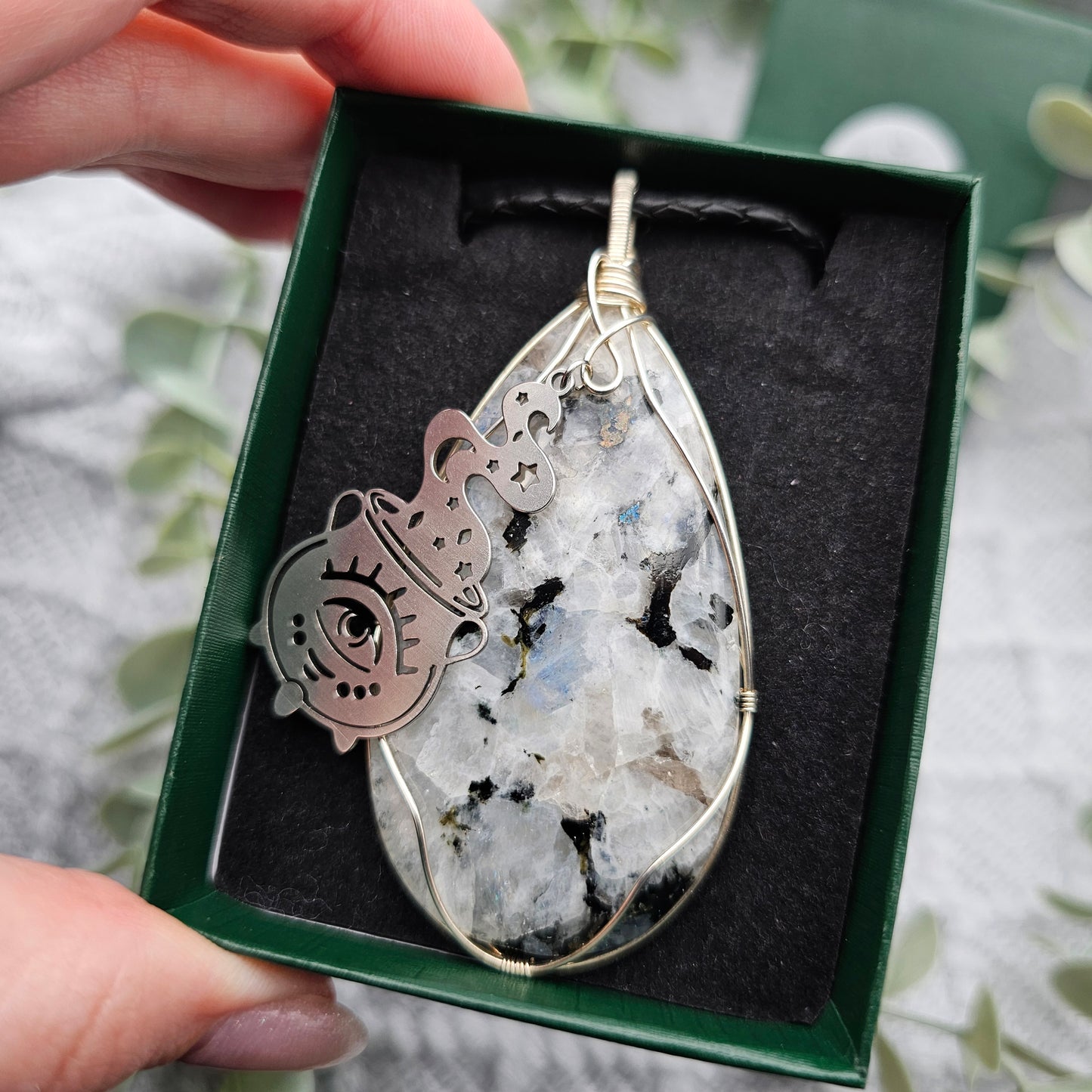 Regenbogenmondstein & Zauberkessel Anhänger | 925er Silber/ Edelstahl | Edelstein Halskette