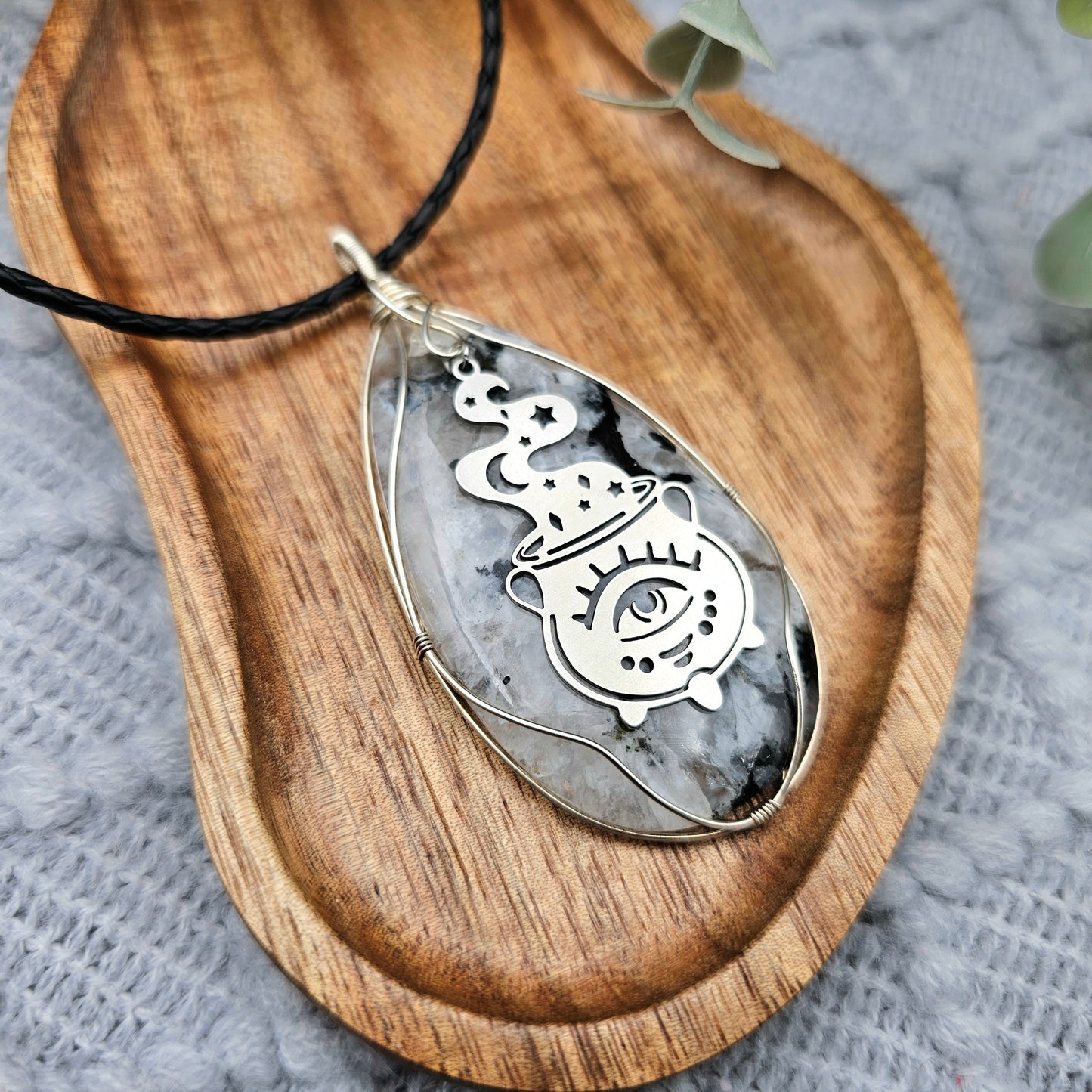 Rainbow Moonstone & Cauldron Pendant | 925 Silver/ Stainless Steel | Gemstone Necklace