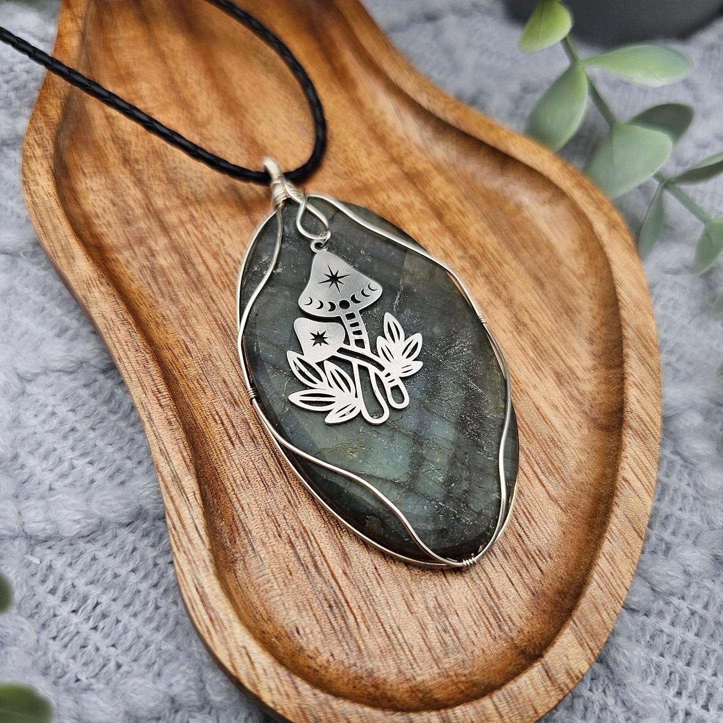 Labradorit matt & Pilze Anhänger | 925er Silber | Edelstein Halskette