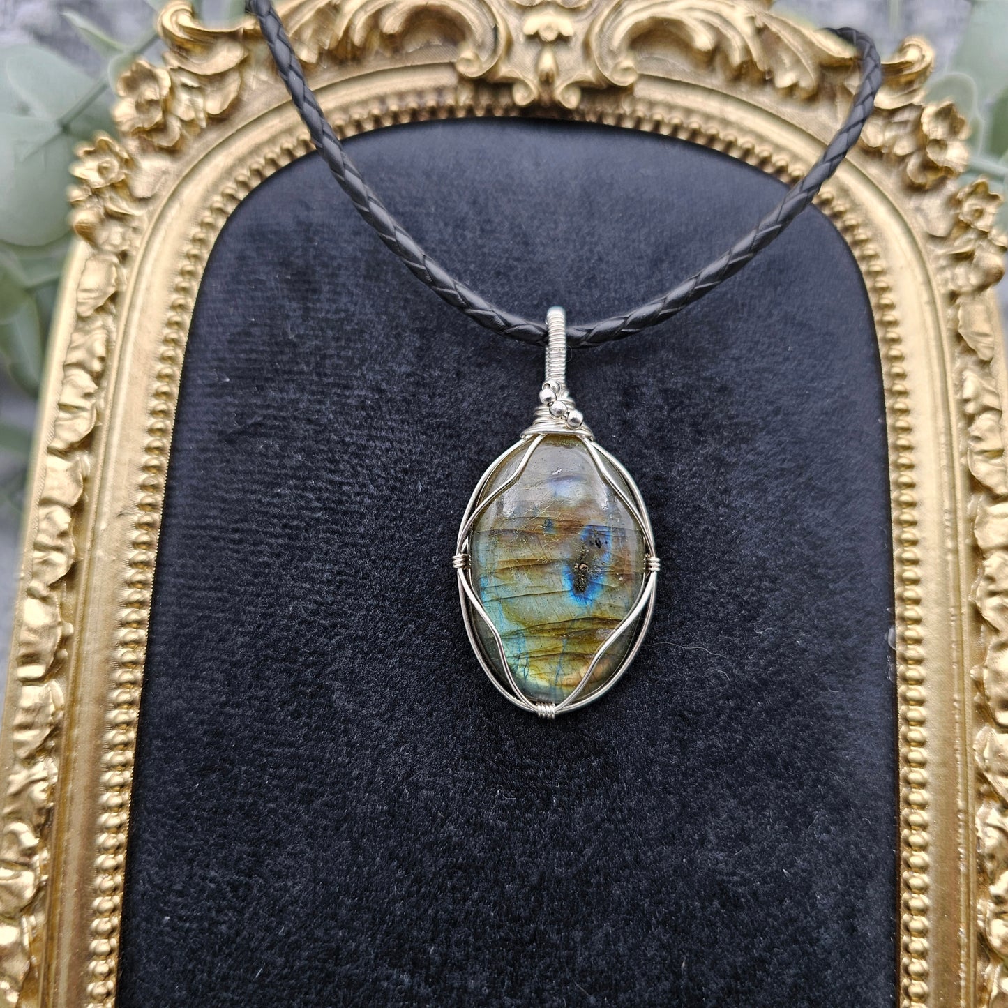 Labradorite Pendant | 925 Silver | Gemstone Necklace