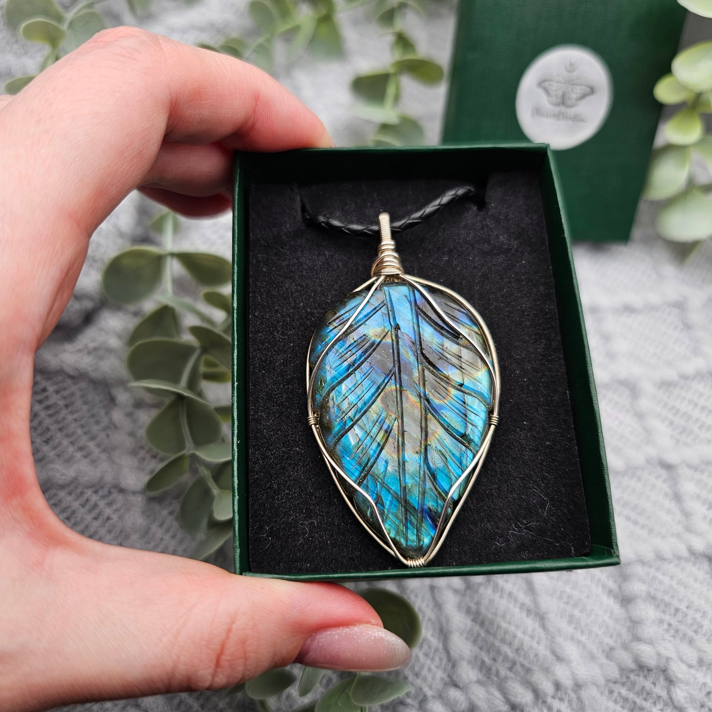 Labradorit graviert Anhänger | 925er Silber | Edelstein Halskette