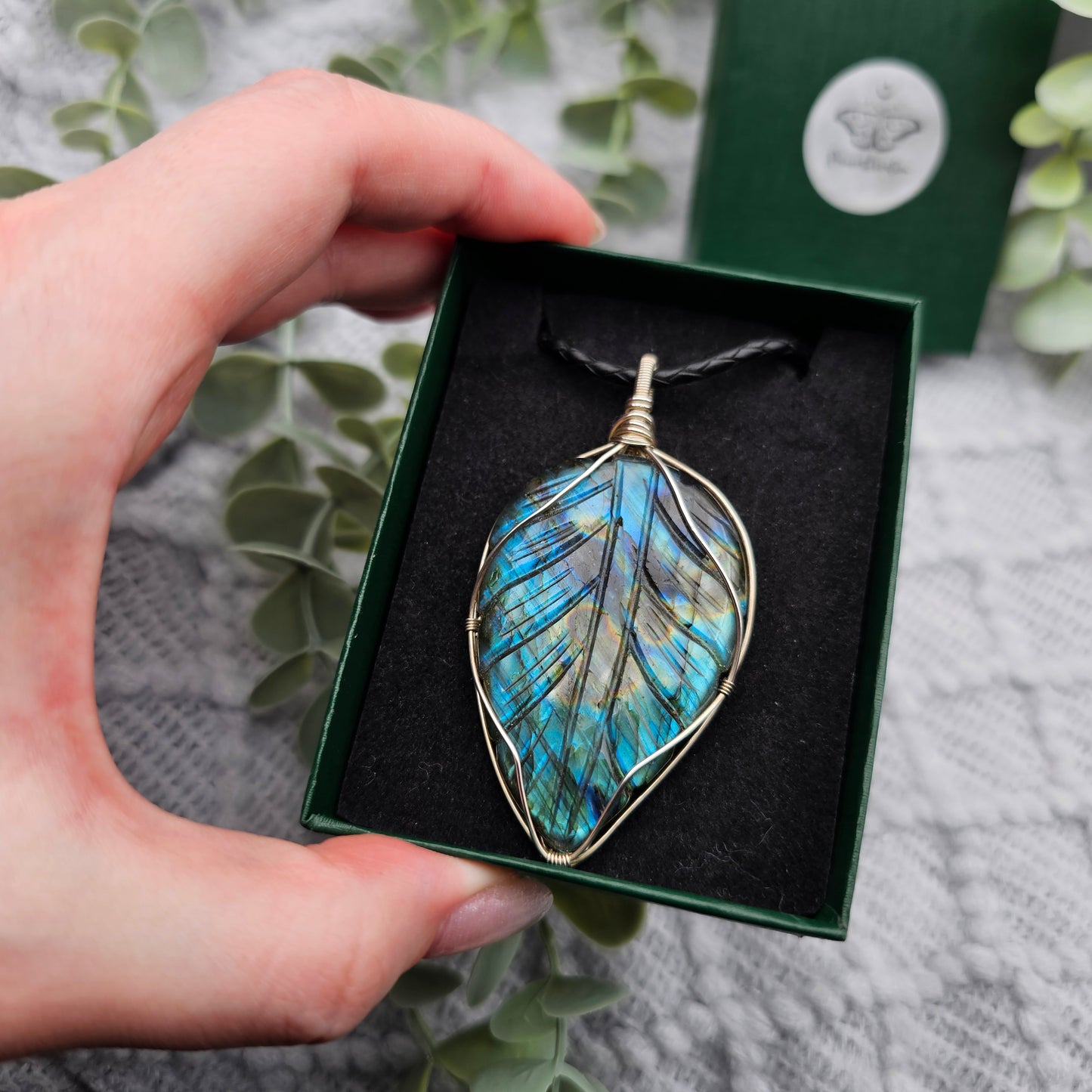 Labradorit graviert Anhänger | 925er Silber | Edelstein Halskette