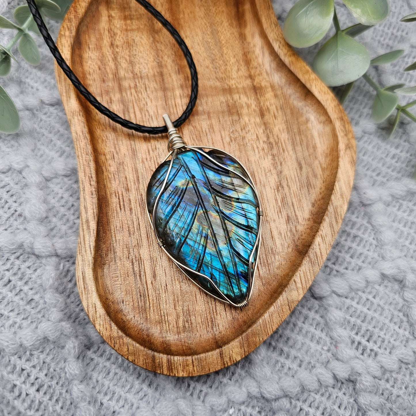 Labradorit graviert Anhänger | 925er Silber | Edelstein Halskette