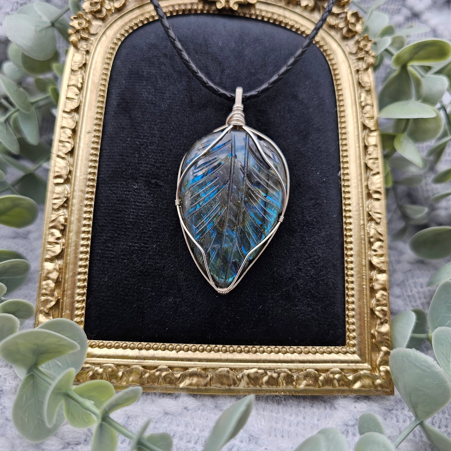 Labradorit graviert Anhänger | 925er Silber | Edelstein Halskette