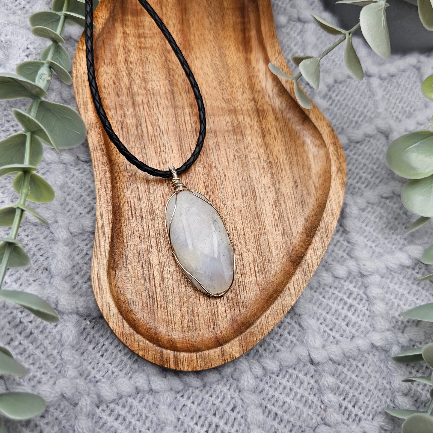 Rainbow Moonstone Pendant | 925 Sterling Silver | Gemstone Necklace