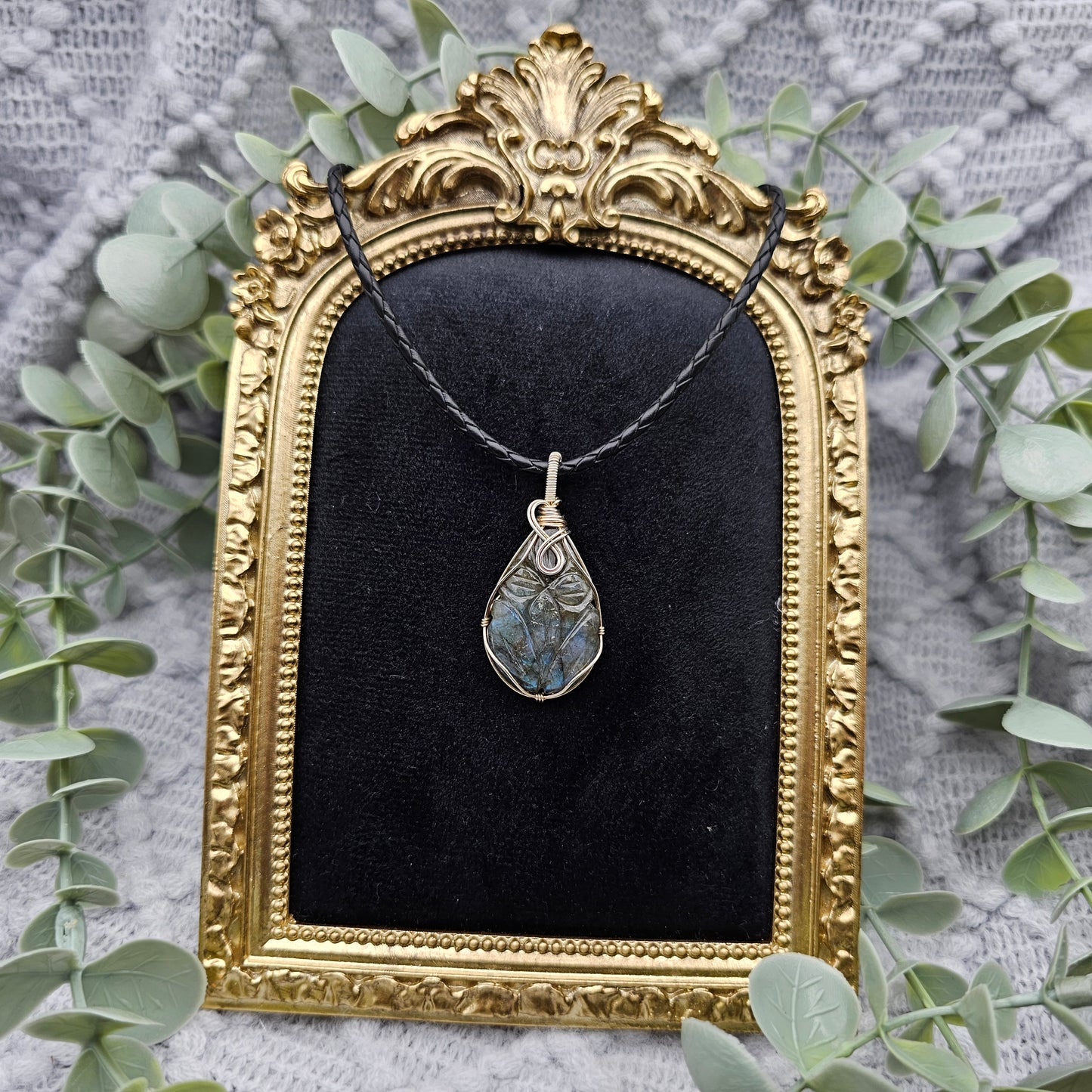 Labradorit graviert Anhänger | 925er Silber | Edelstein Halskette