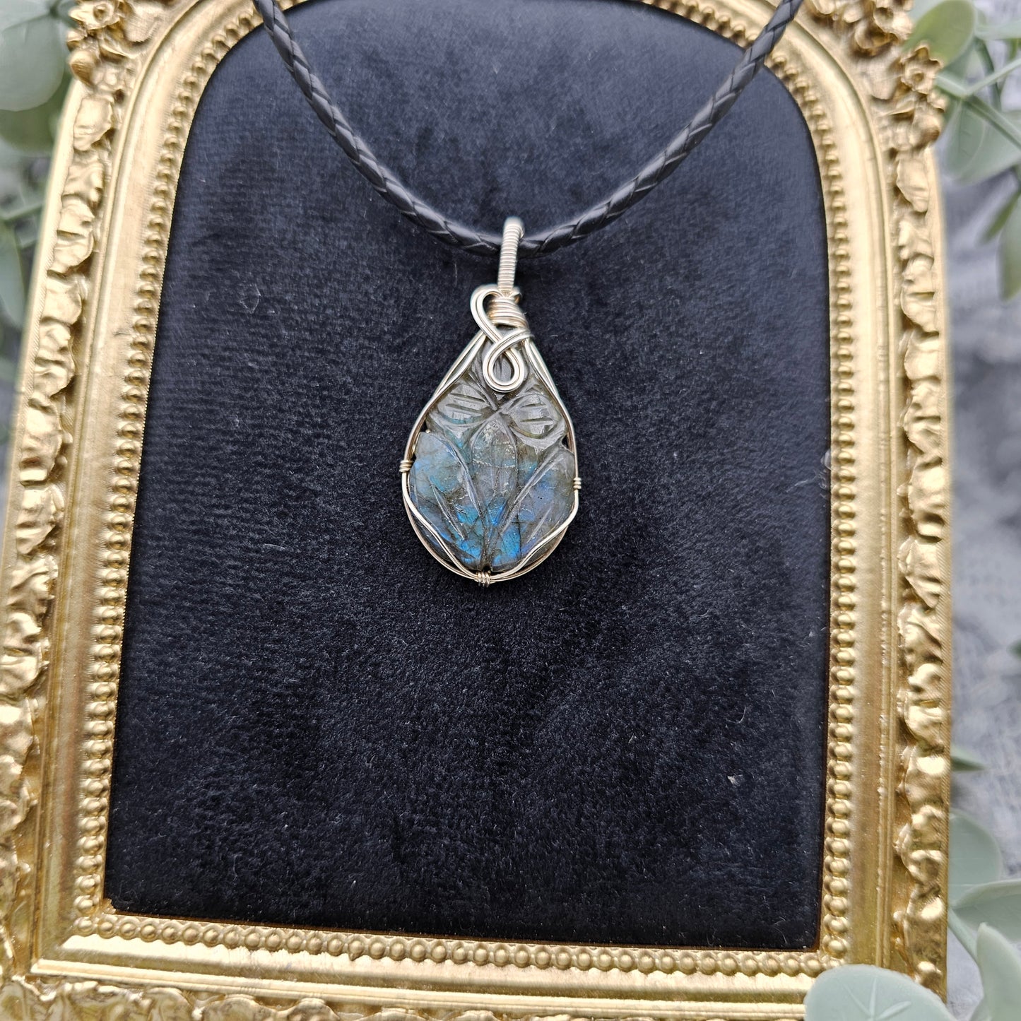 Labradorit graviert Anhänger | 925er Silber | Edelstein Halskette