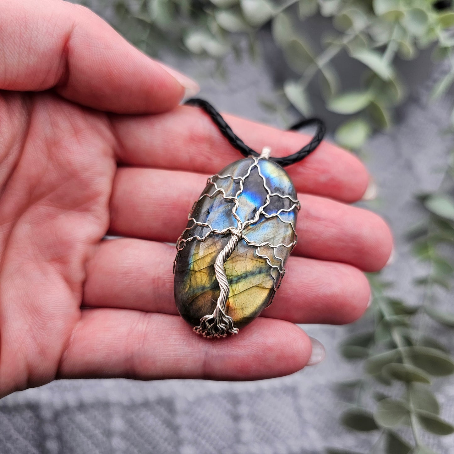 Labradorit Lebensbaum Anhänger | Schmuckdraht | Edelstein Halskette