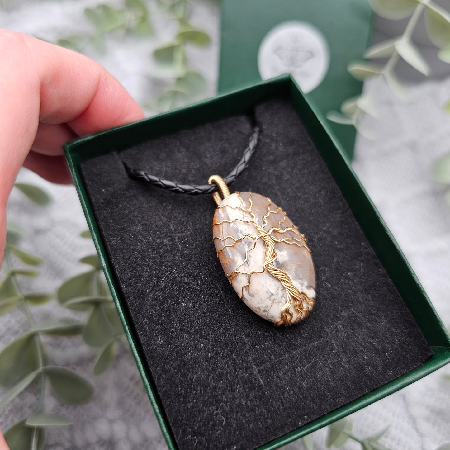 Jaspis Lebensbaum Anhänger | Schmuckdraht | Edelstein Halskette