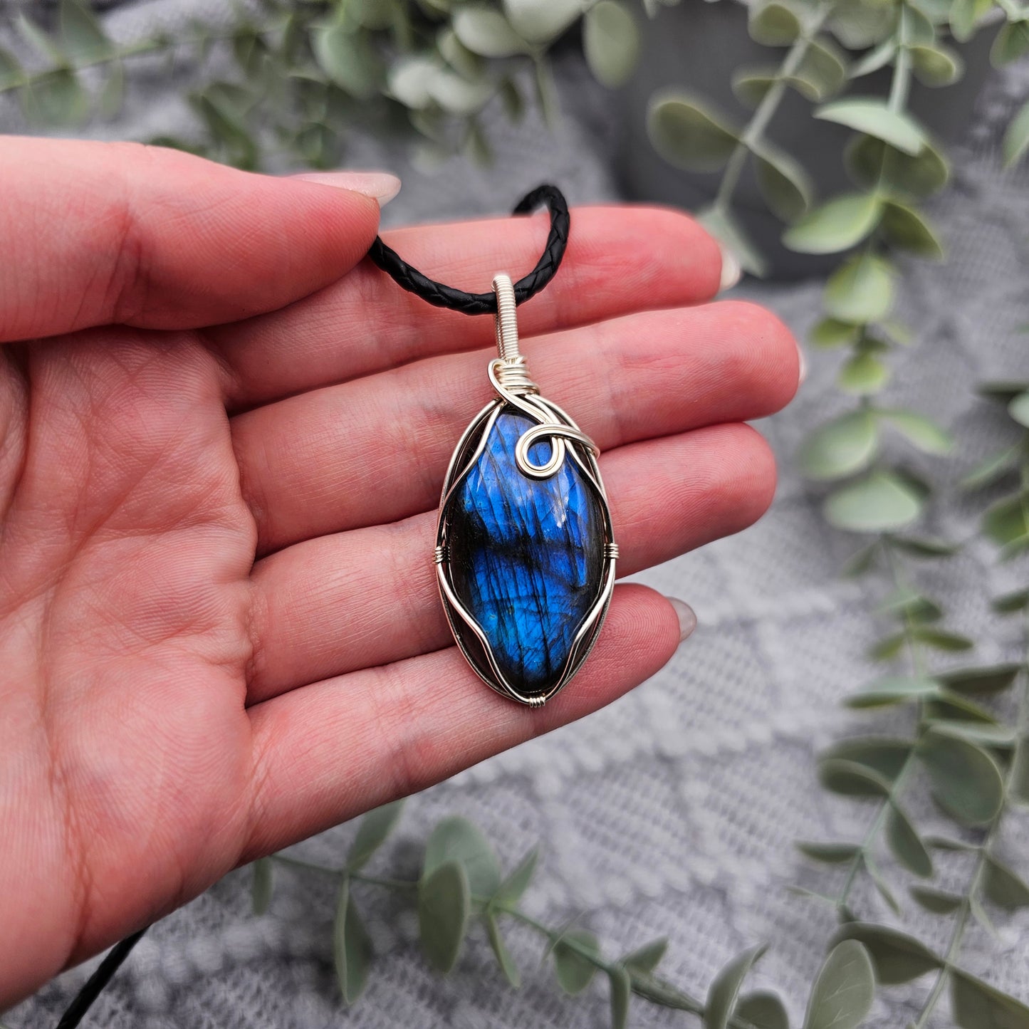 Labradorit Anhänger | Schmuckdraht | Edelstein Halskette