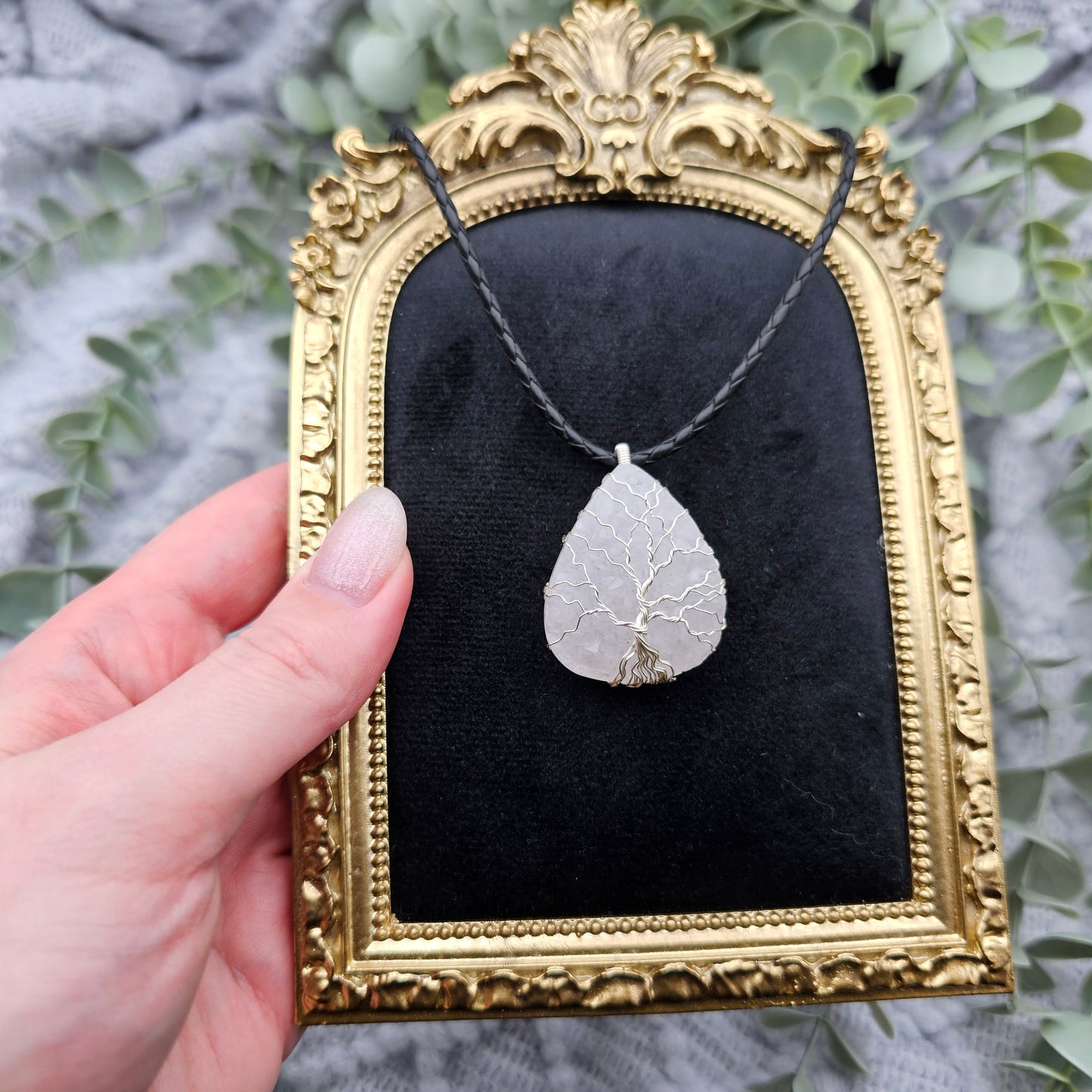 Agate Crystal Tree of Life Pendant | Jewelry Wire | Gemstone Necklace