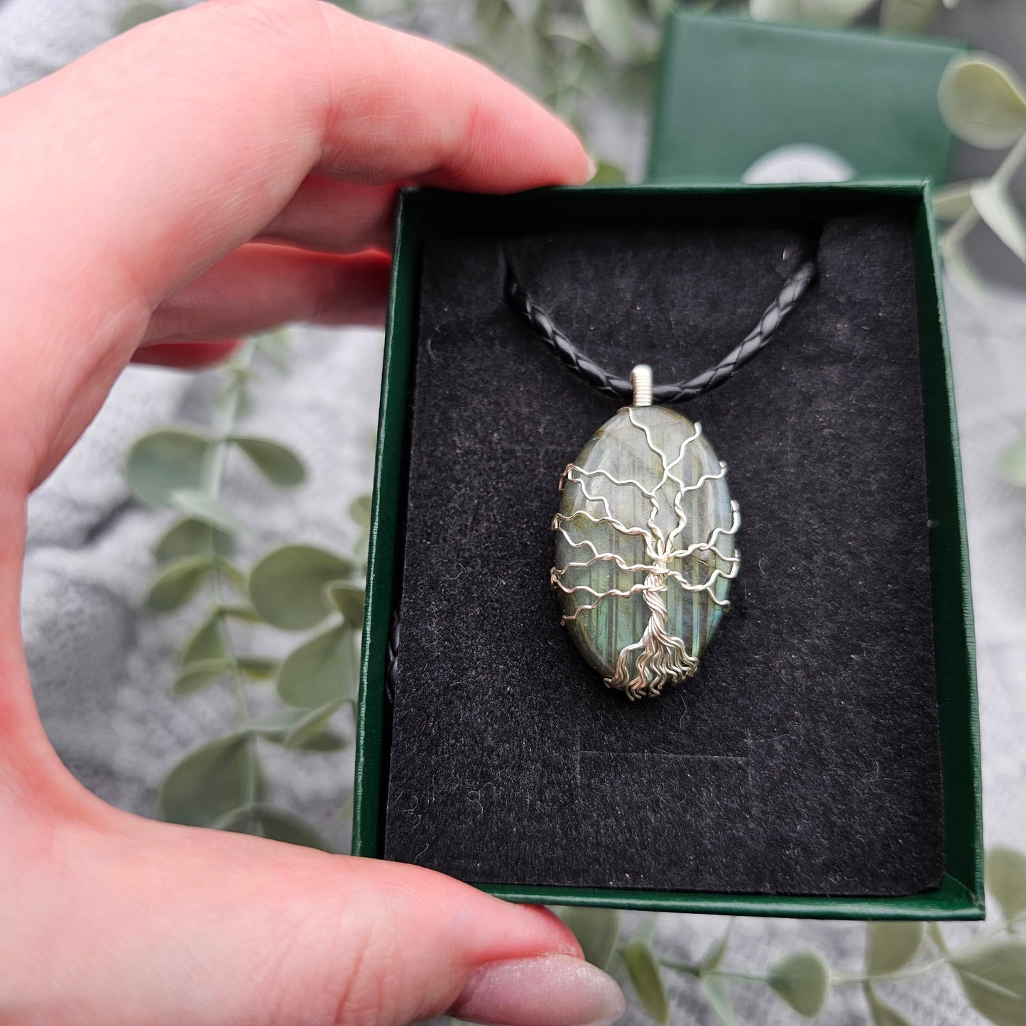 Labradorit Lebensbaum Anhänger | Schmuckdraht | Edelstein Halskette