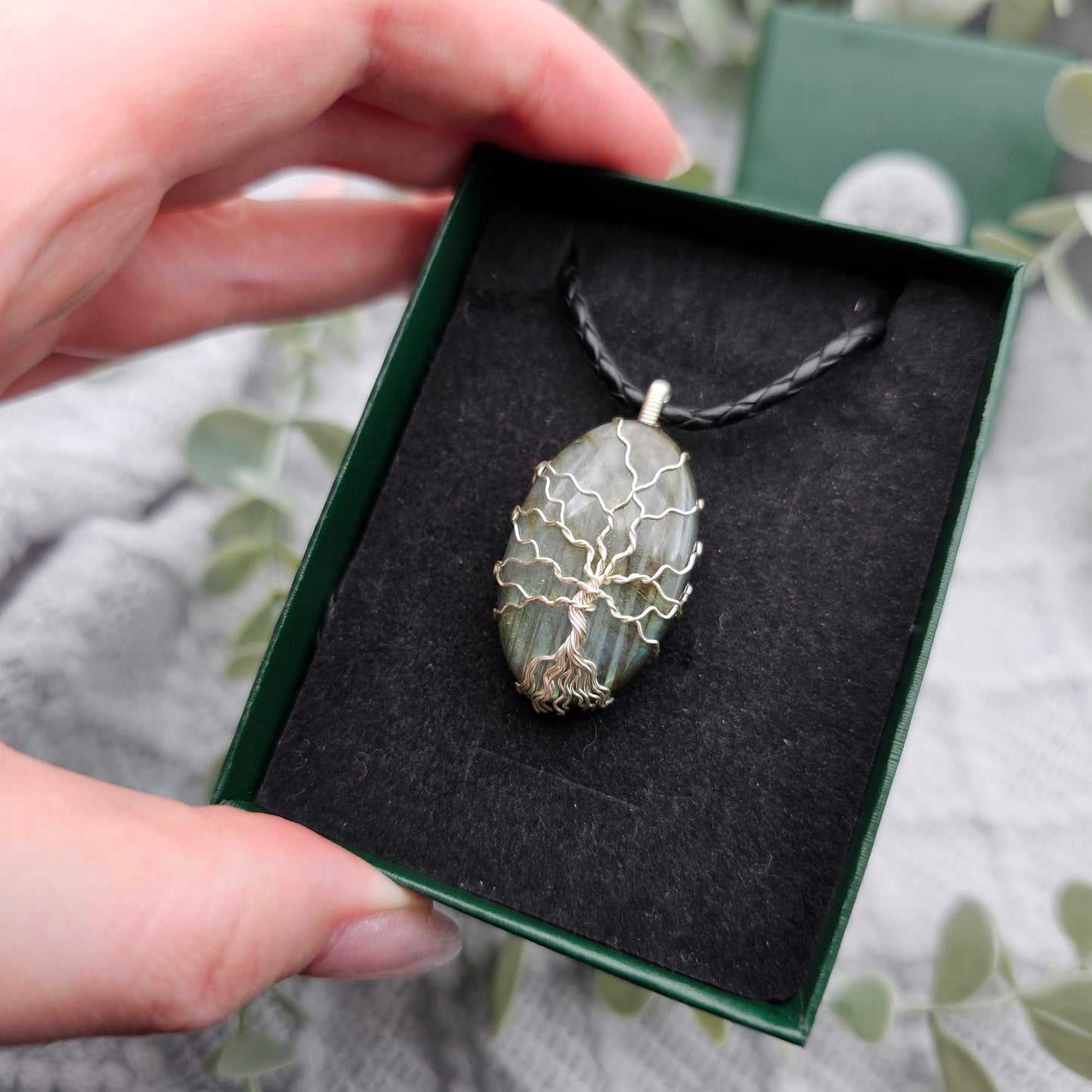 Labradorit Lebensbaum Anhänger | Schmuckdraht | Edelstein Halskette