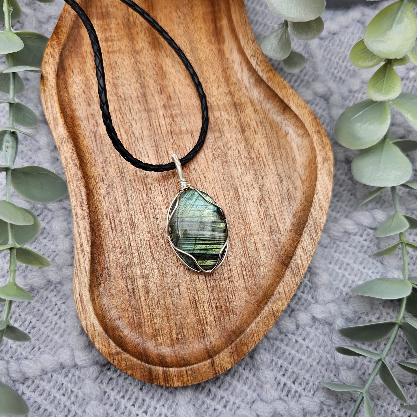 Labradorit Anhänger | Schmuckdraht | Edelstein Halskette